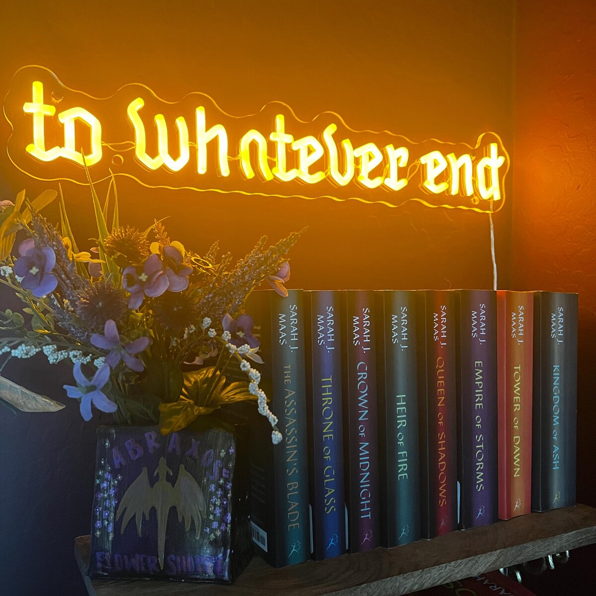 Outdoor Lighting Quotes - ป้ายไฟนีออน To Whatever End: คำคมจากหนังสือแฟนตาซี ACOTAR